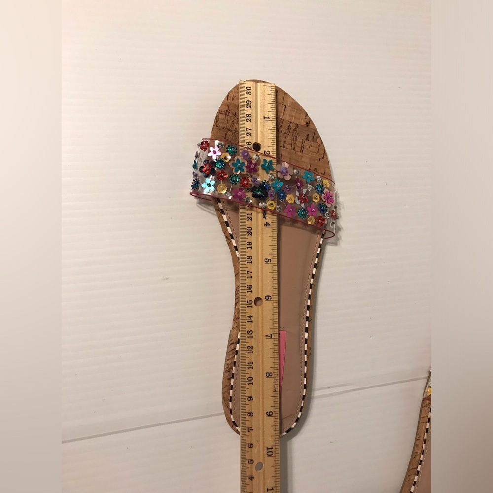 Betsy Johnson embellished beads slide on flat sandals fits size 8 - Picture 6 of 7